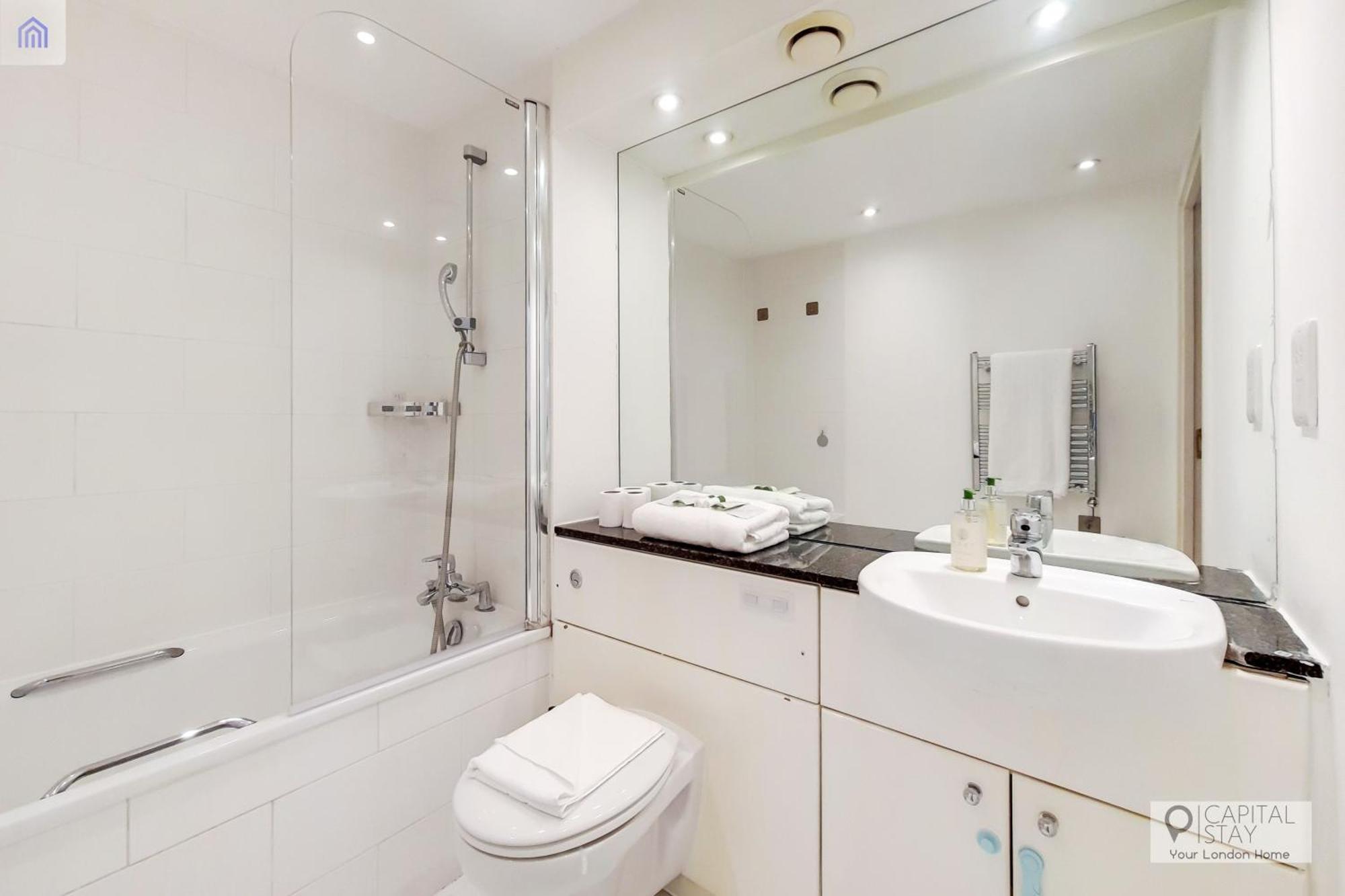 Appartement Fully Serviced Two Bed By Excel & O2 *